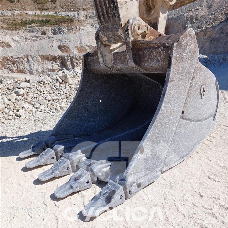 Crawler excavators  374F DNM00266 - 11