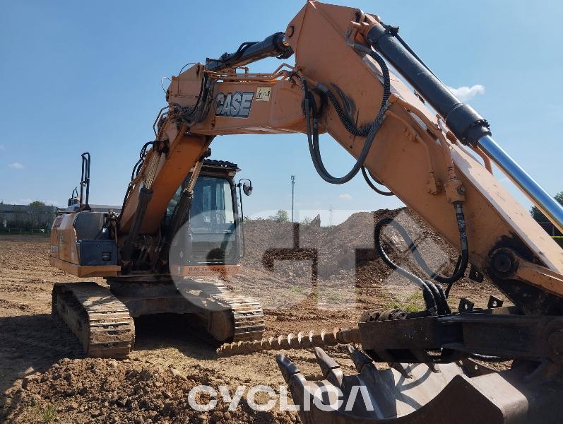 Crawler excavators  CX210 NEE6J1### - 8