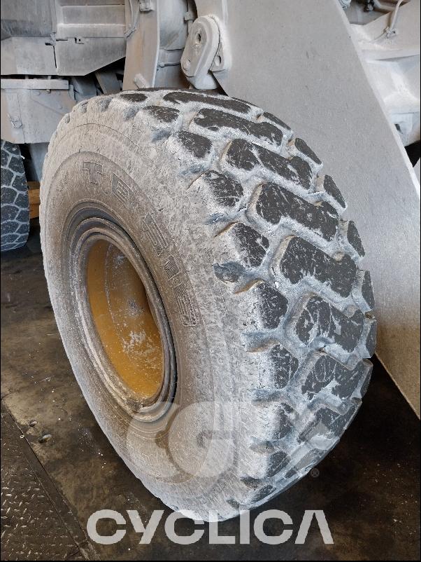 Натоварувачи на тркала  924K PWR04723 - 7
