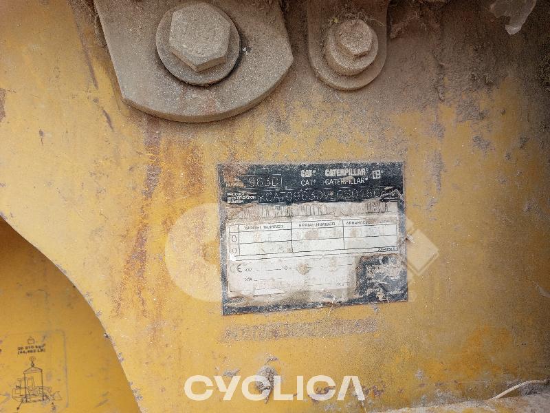 Gusjeničari  963D LCS01668 - 8