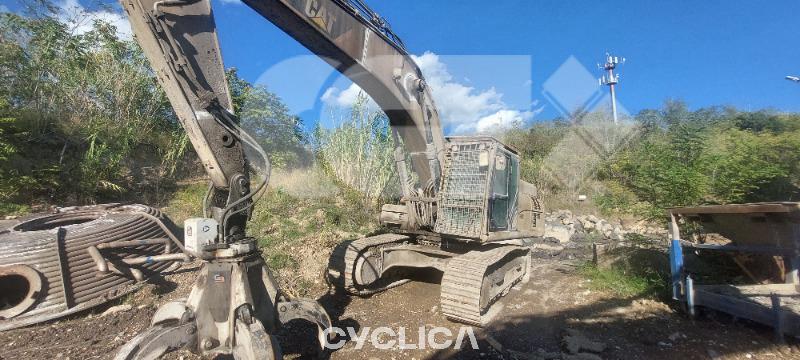 Bageri gusjeničari  336D MYG00375 - 1