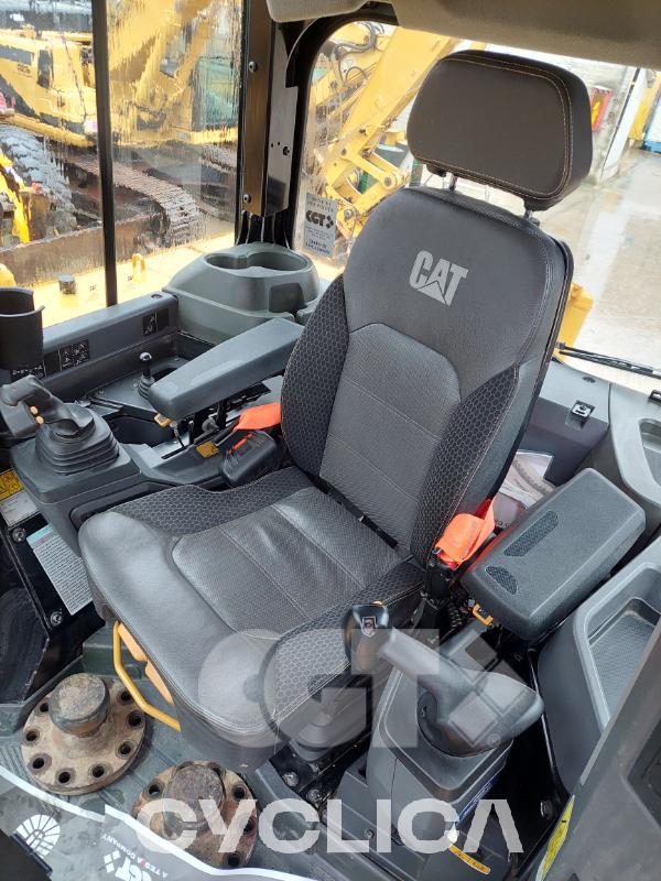 Buldožeri i traktori gusjeničari  D6 SA900366 - 8