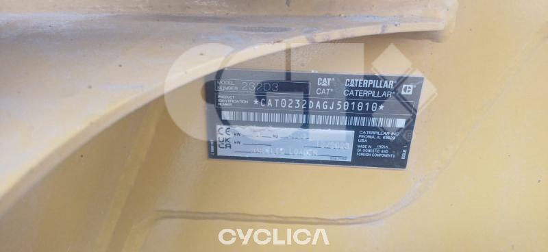 Eskavatorë me Zinxhirë  323F MFY20282 - 12