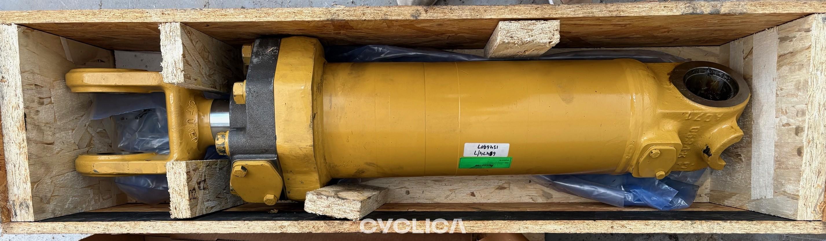 Хидраулика  R1300 1546907 - 2