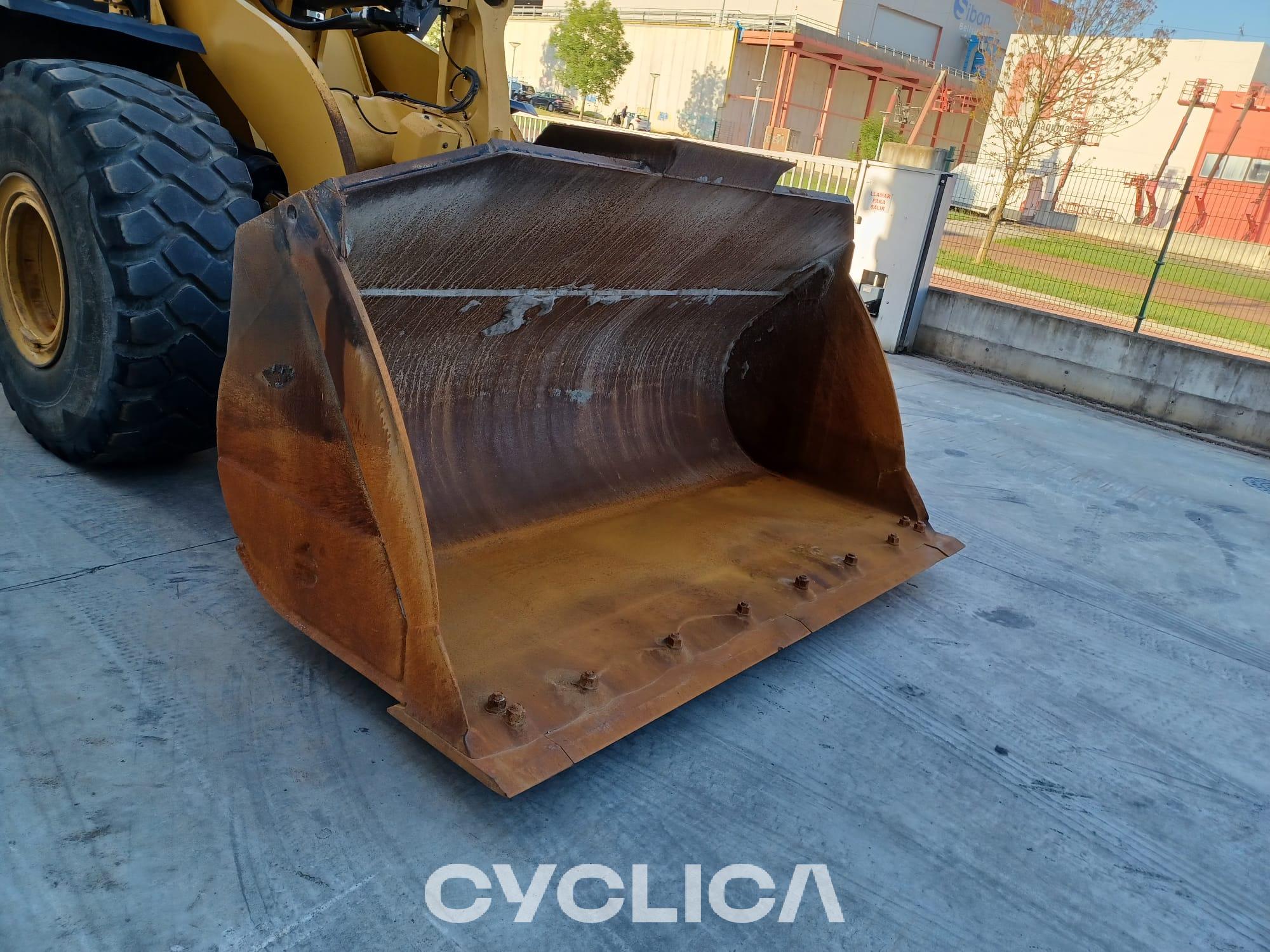 Натоварувачи на тркала  966M EJA01445 - 5