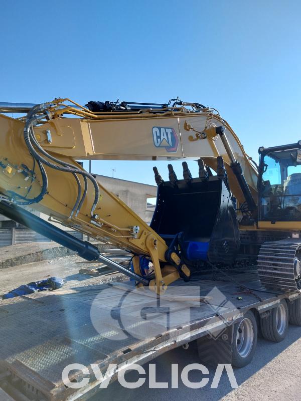 Bageri gusjeničari  330 NG XNB20373 - 3