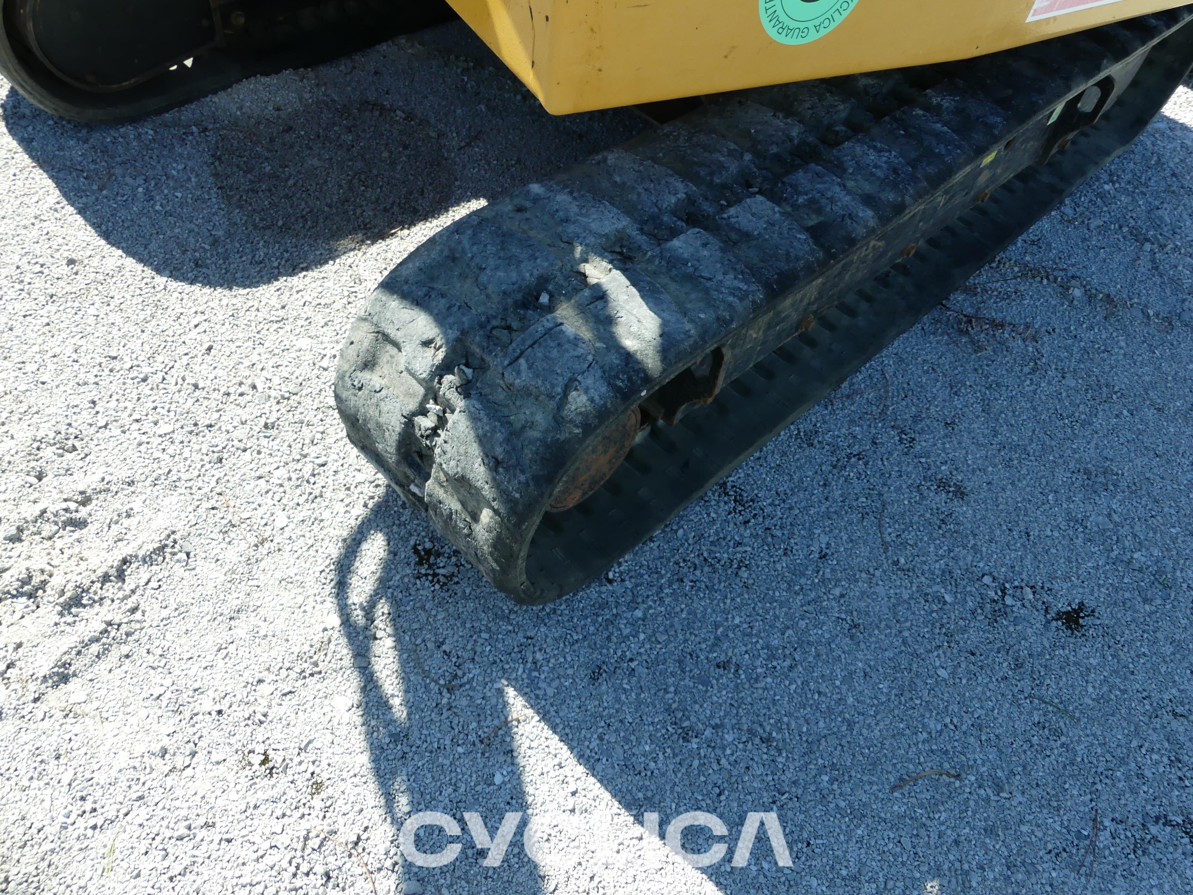 Bageri guseničari  306-07 CR [6G6] 6G600210 - 11