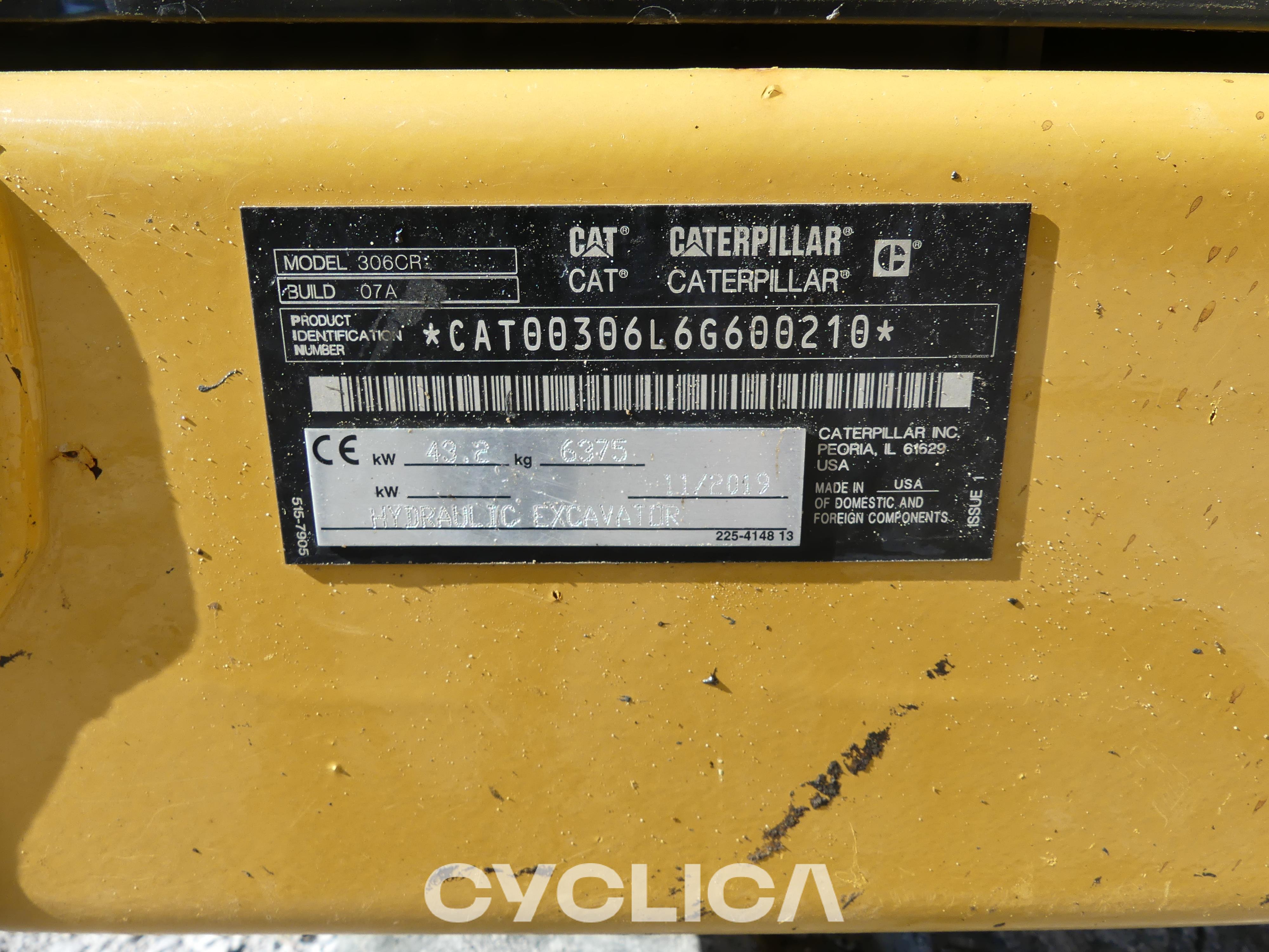 Bageri guseničari  306-07 CR [6G6] 6G600210 - 2