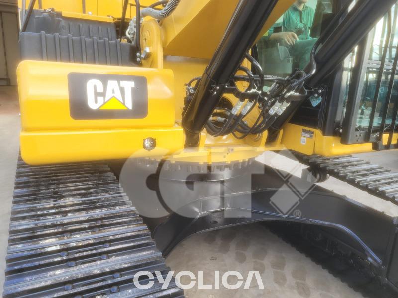 Ровокопачи-гасеничари  330 NG PFN00409 - 11