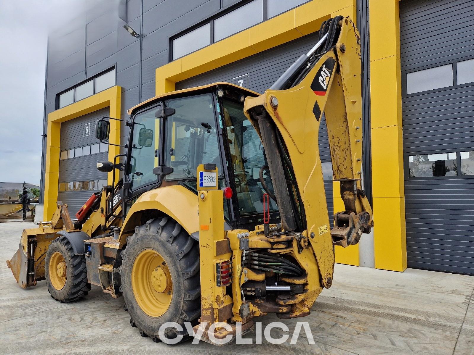 Ngarkues/Gërmues me Rrota 428F2 HWN01284 - 5