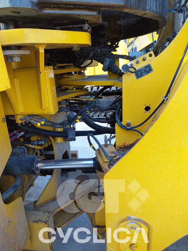 Palas cargadoras de ruedas  950M XCJ20### - 11