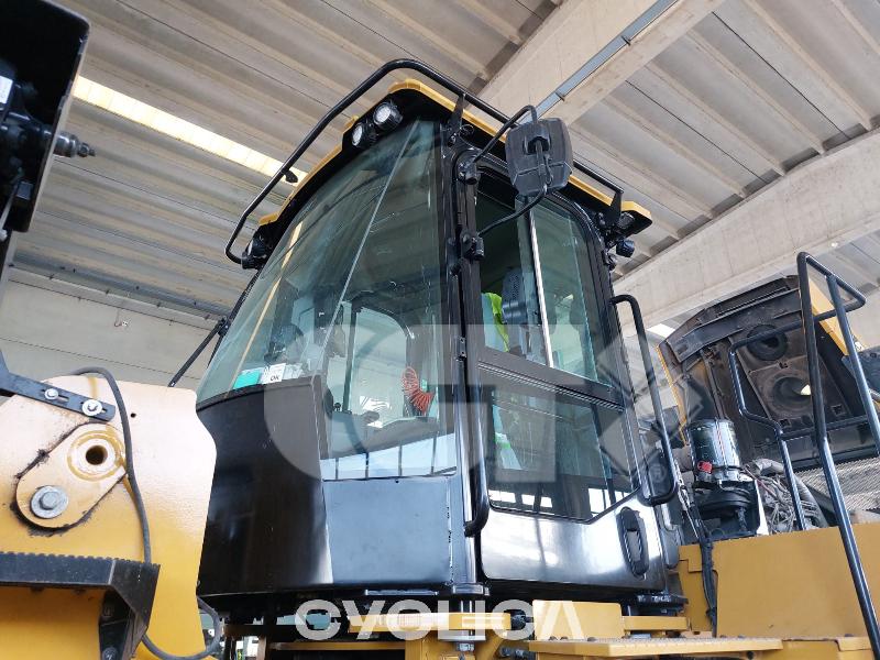 Palas cargadoras de ruedas  980XE XMA00### - 4