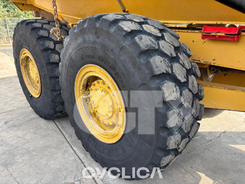 Dumpera dhe kamionë të artikuluar  730C2 2T401022 - 9