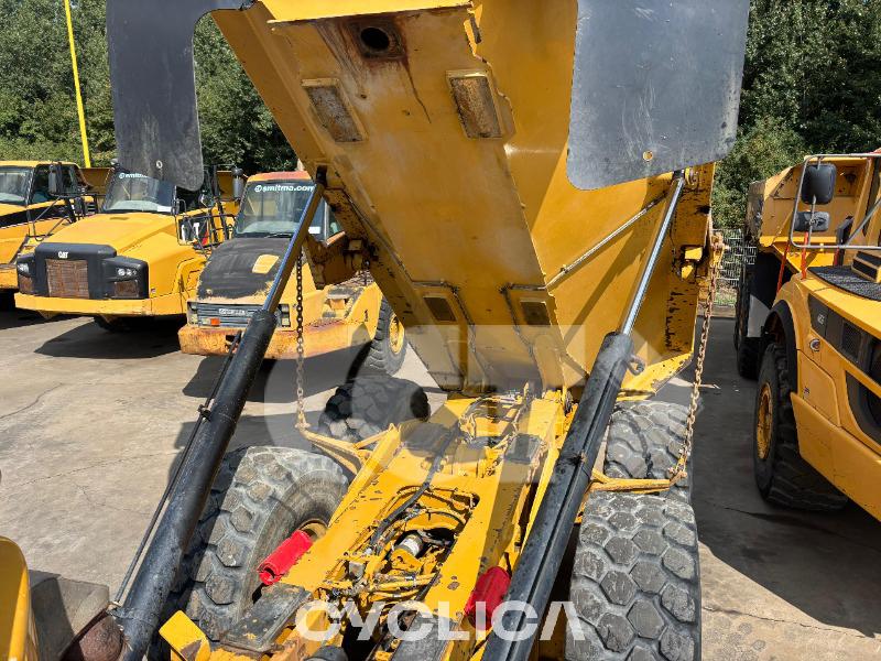 Dumpera dhe kamionë të artikuluar  730C2 2T401022 - 14