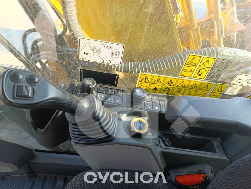 Escavadora de rastos  320GC LN YTF00279 - 9