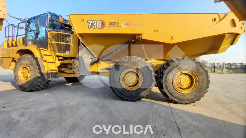 Dumpers and articulated trucks  730 3T302244 - 2