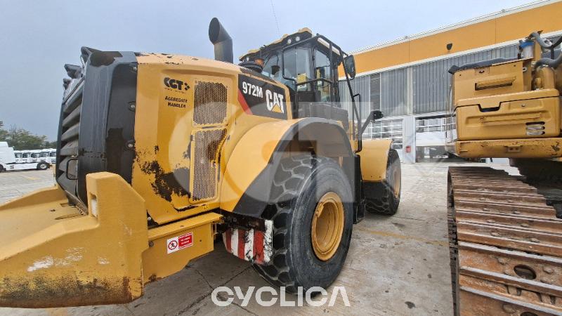 Utovarivači  972M LSJ02638 - 6