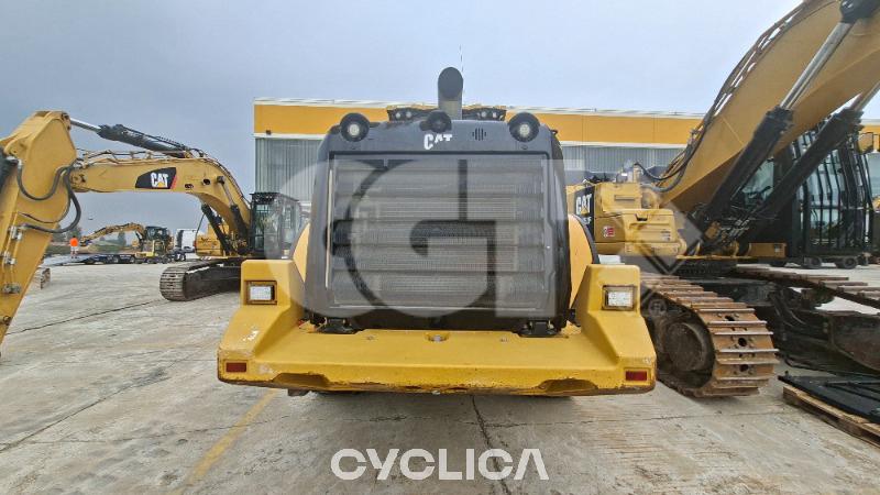 Utovarivači  972M LSJ02638 - 5