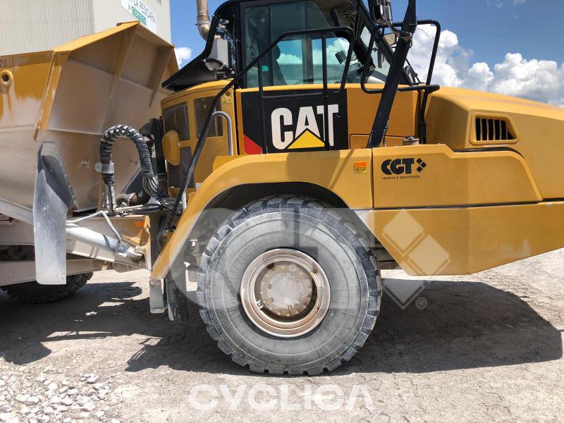 Damperi i zglobni kamioni  730C2 2T400550 - 2