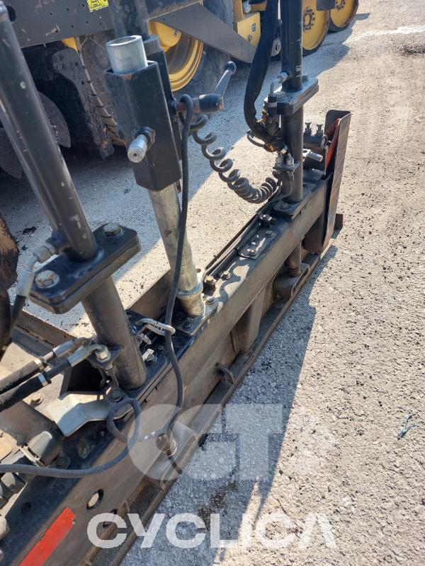 Paving  AP600F AP600101 - 6
