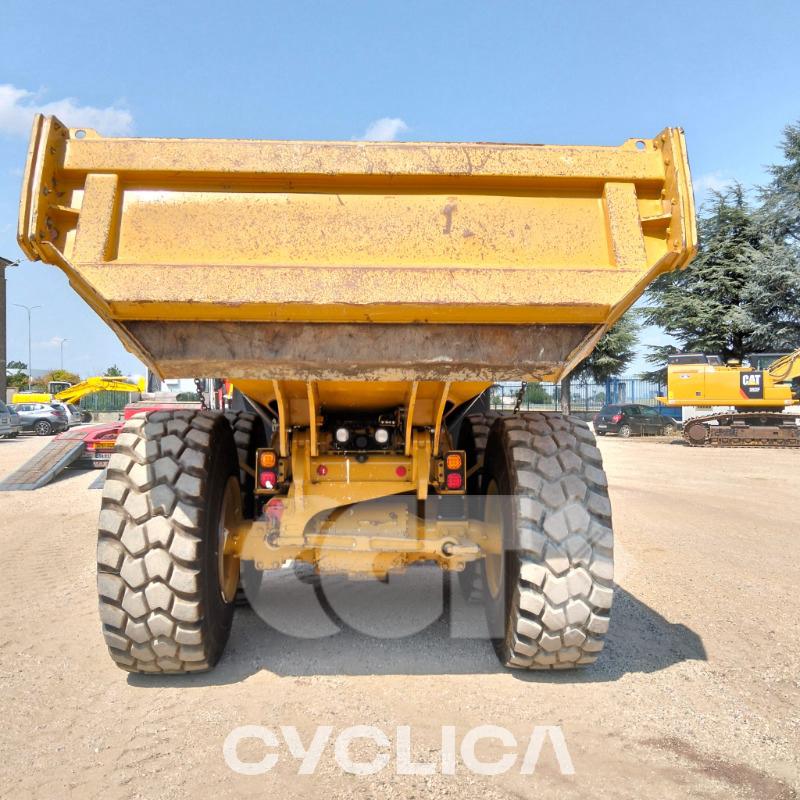 Dumpers and articulated trucks  730 3T302322 - 9
