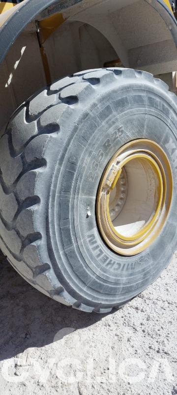 Pás Carregadoras de Rodas  972M XE EDW00### - 5