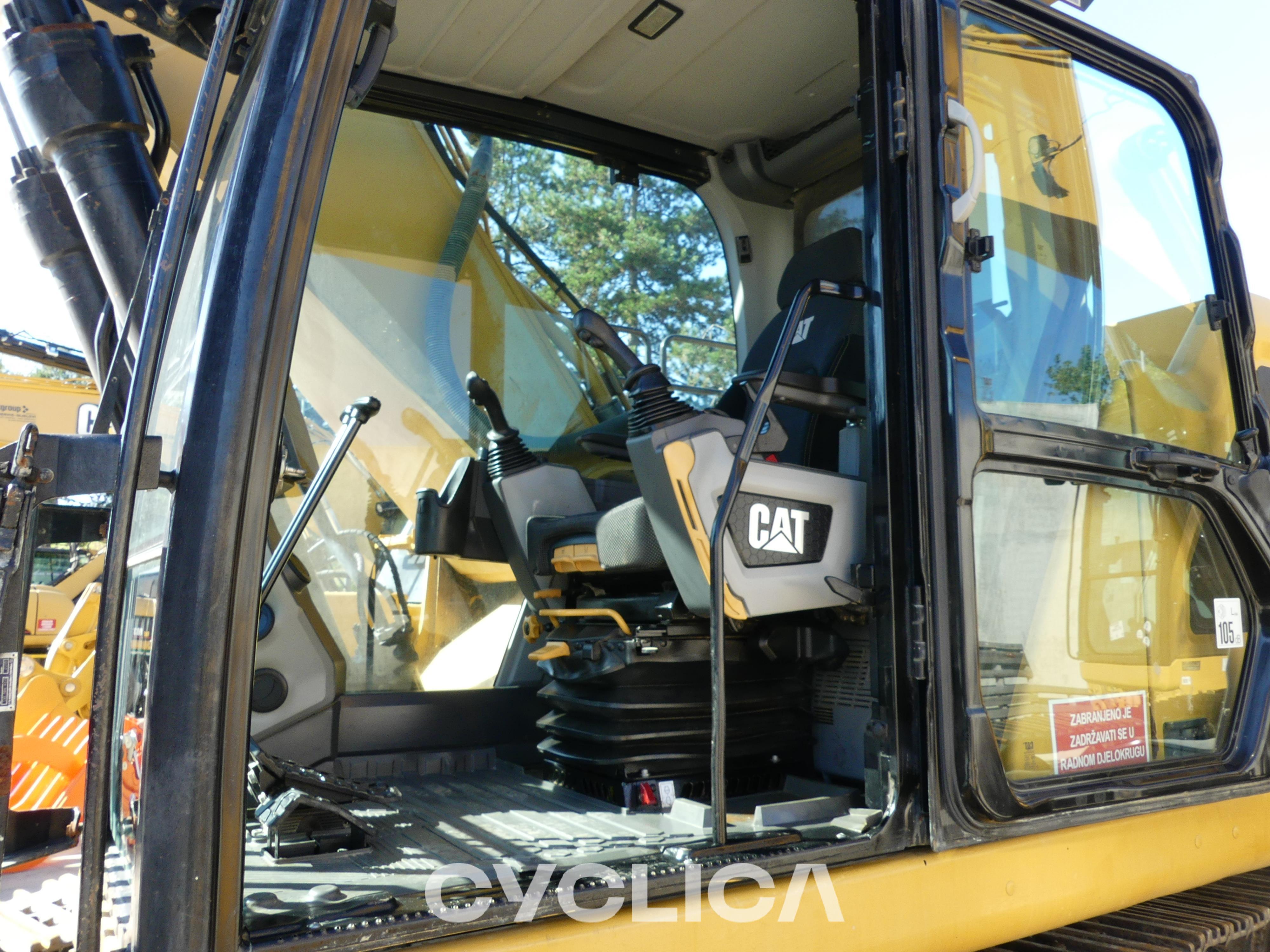 Crawler excavators  336 07A JHD00356 - 3