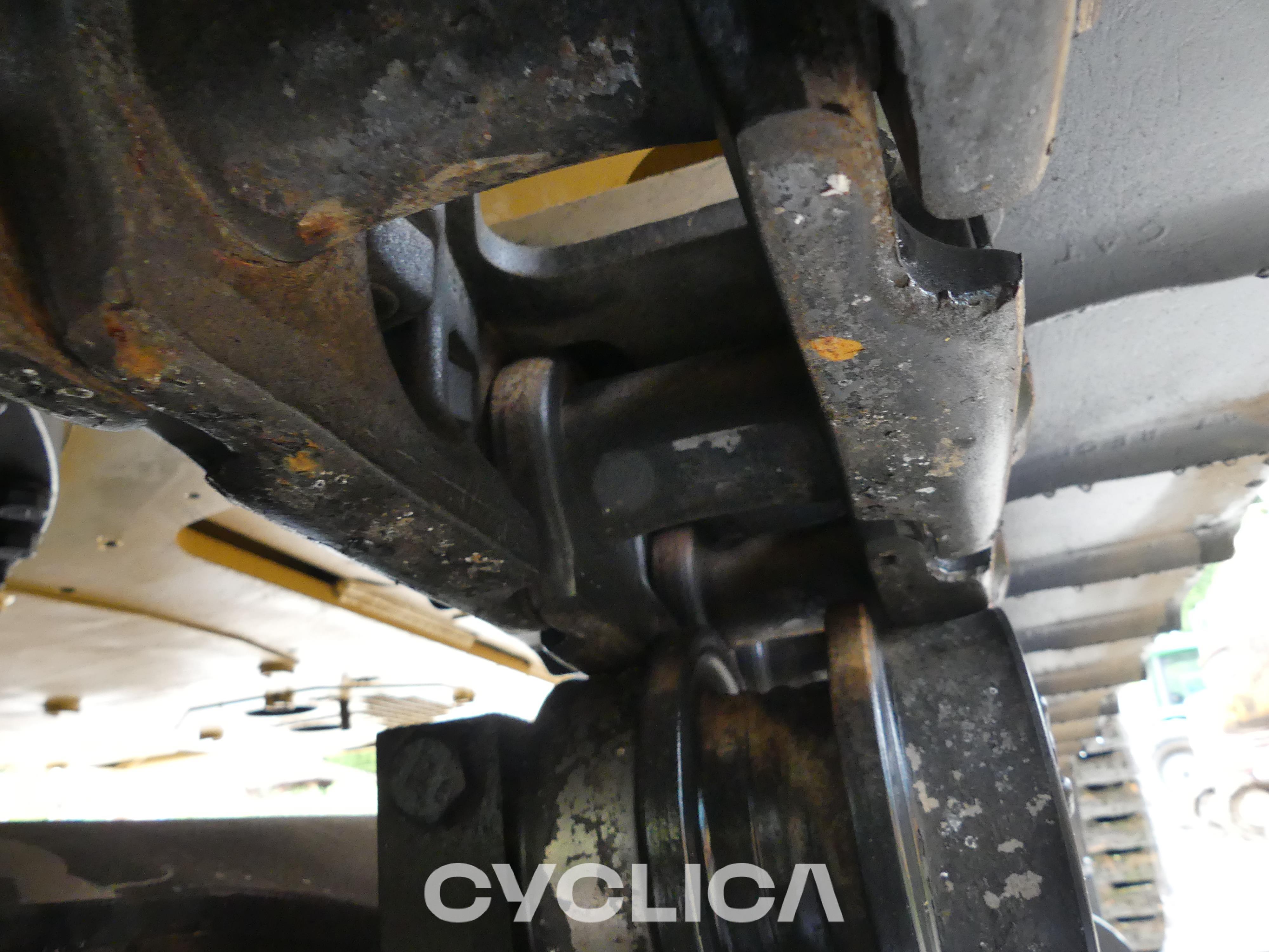 Escavatori cingolati  323-07N KPE00205 - 23