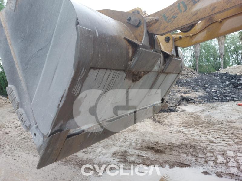 Palas cargadoras de ruedas  966M XE FL200### - 14