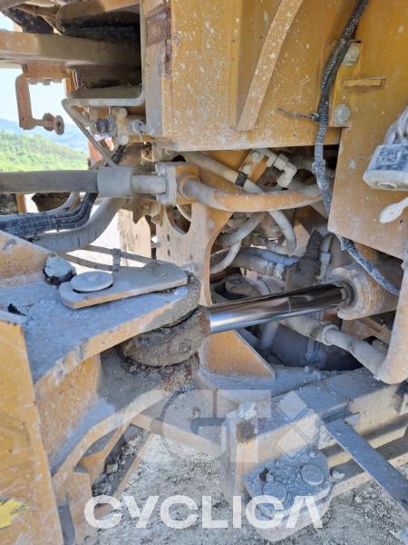 Palas cargadoras de ruedas  966M XE FL200### - 11