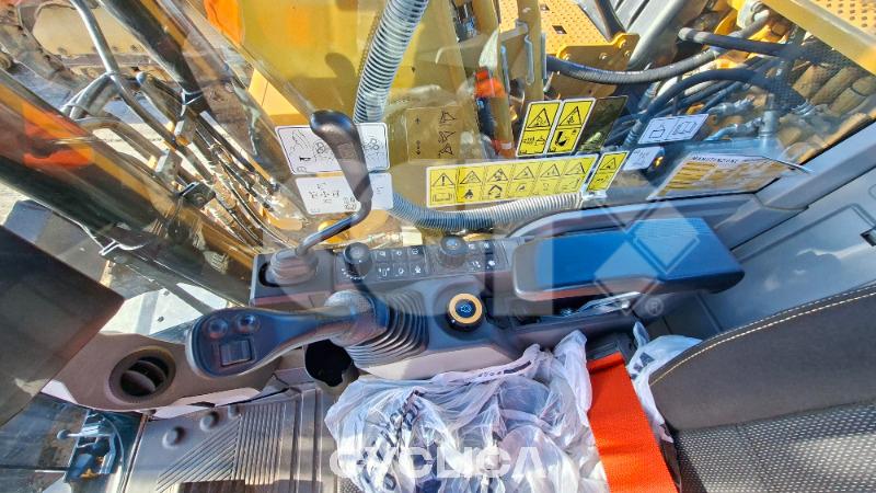 Ровокопачи-гасеничари  313 NG NPY30011 - 15