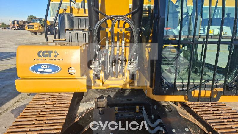 Ровокопачи-гасеничари  313 NG NPY30011 - 11