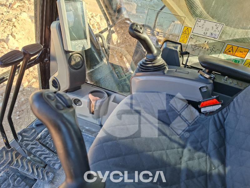 Crawler excavators  352F KBP00### - 15