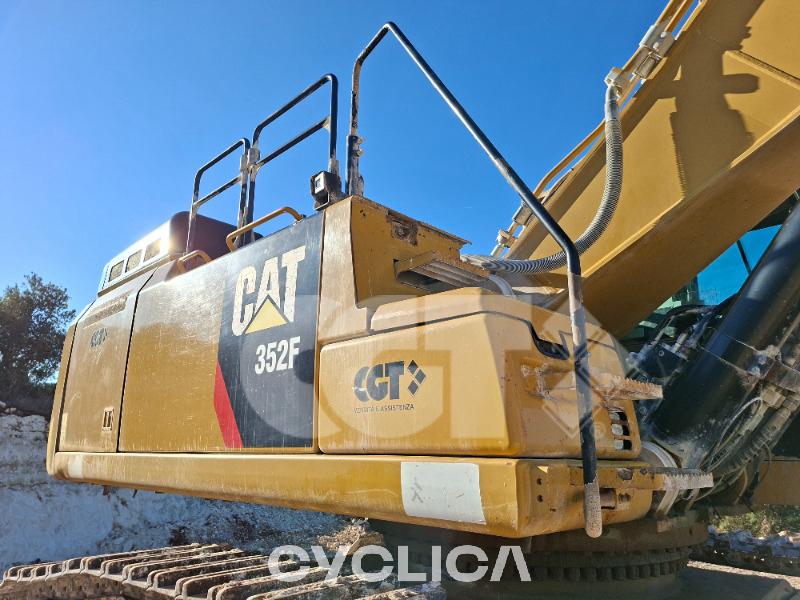 Crawler excavators  352F KBP00### - 18