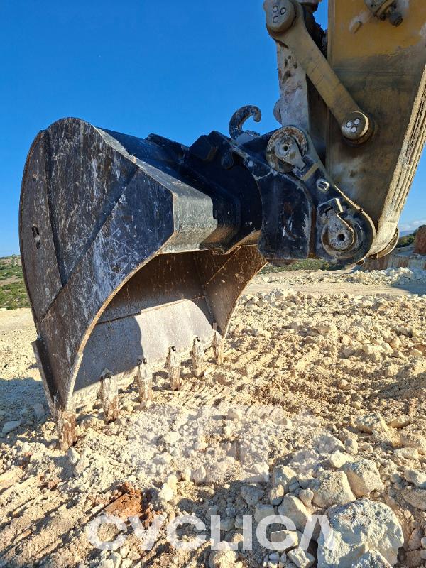 Crawler excavators  352F KBP00### - 5