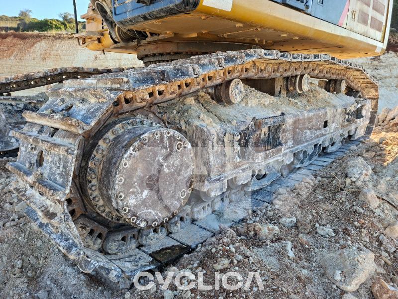 Crawler excavators  352F KBP00### - 11