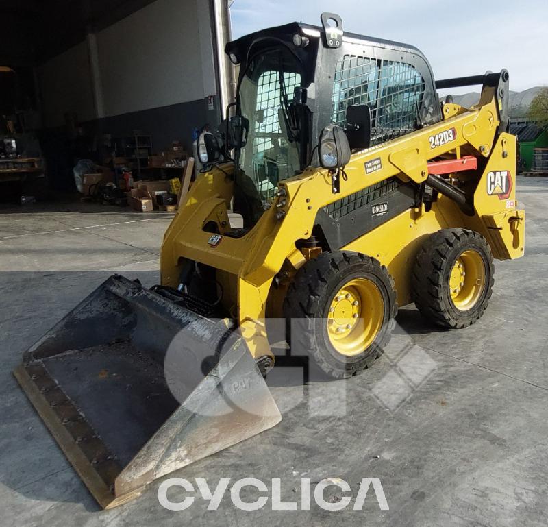 Skid steers  242D3 ME600621 - 6