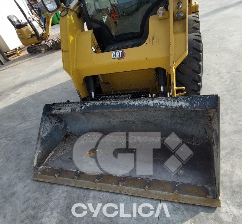 Skid steers  242D3 ME600621 - 8