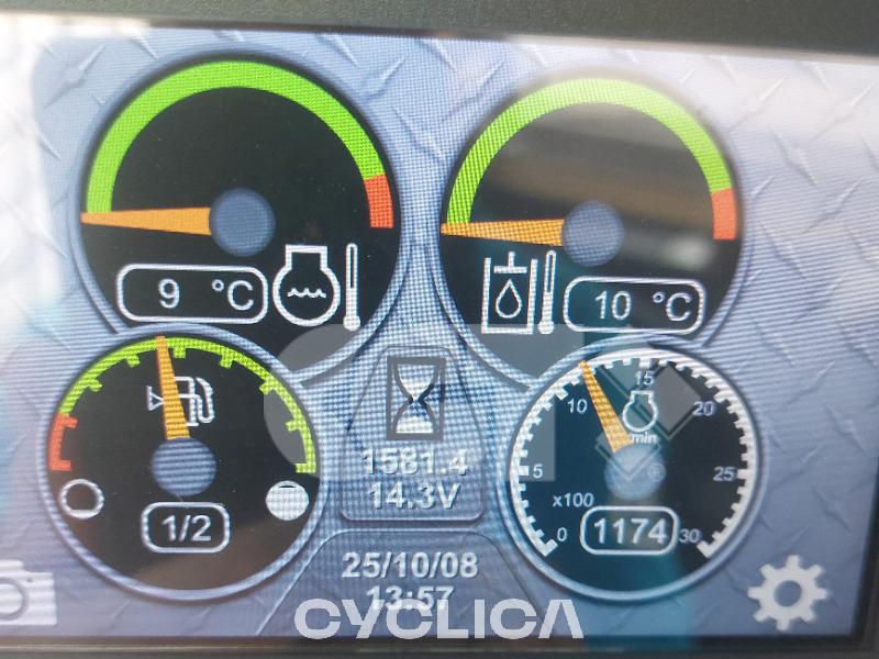 Skid steers  242D3 ME600621 - 13