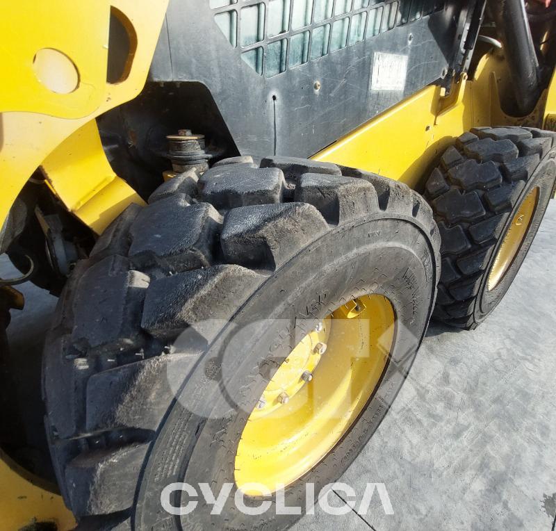 Skid steers  242D3 ME600592 - 10