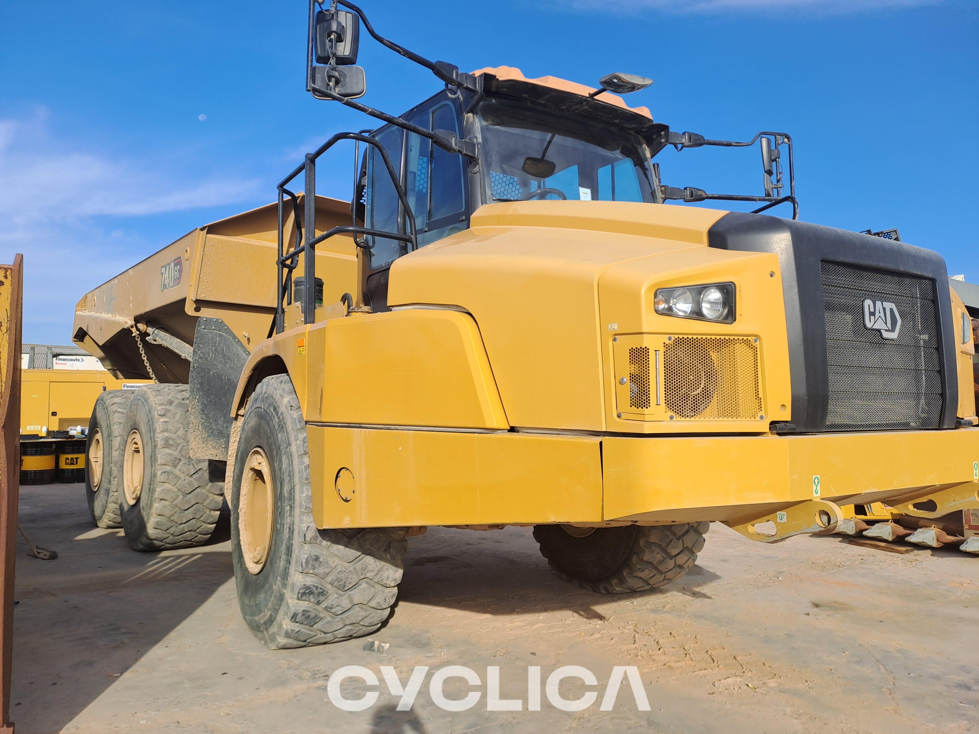 Kiperi i zglobni kamioni  740GC 3T800774 - 2