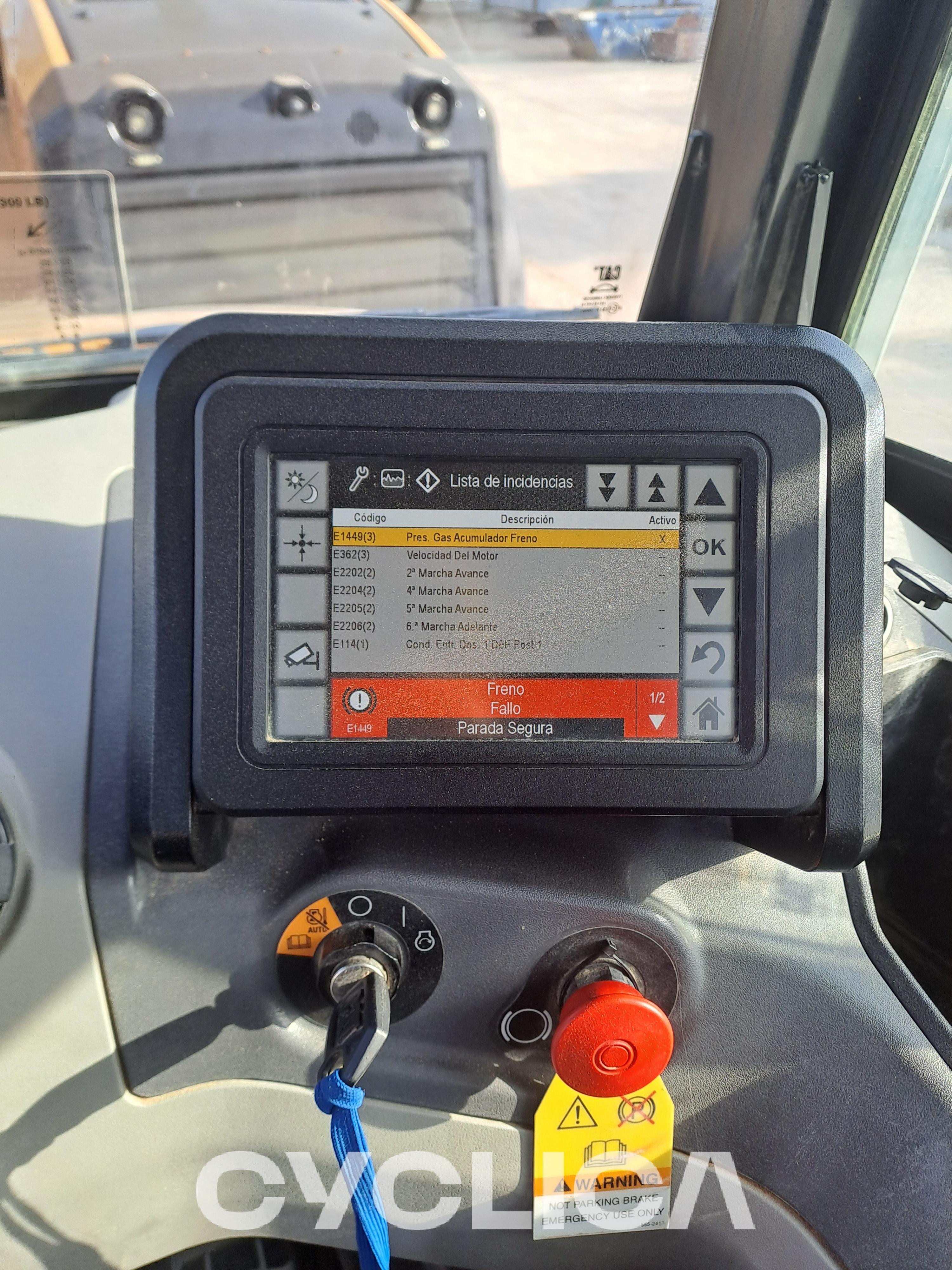 Kiperi i zglobni kamioni  740GC 3T800774 - 6