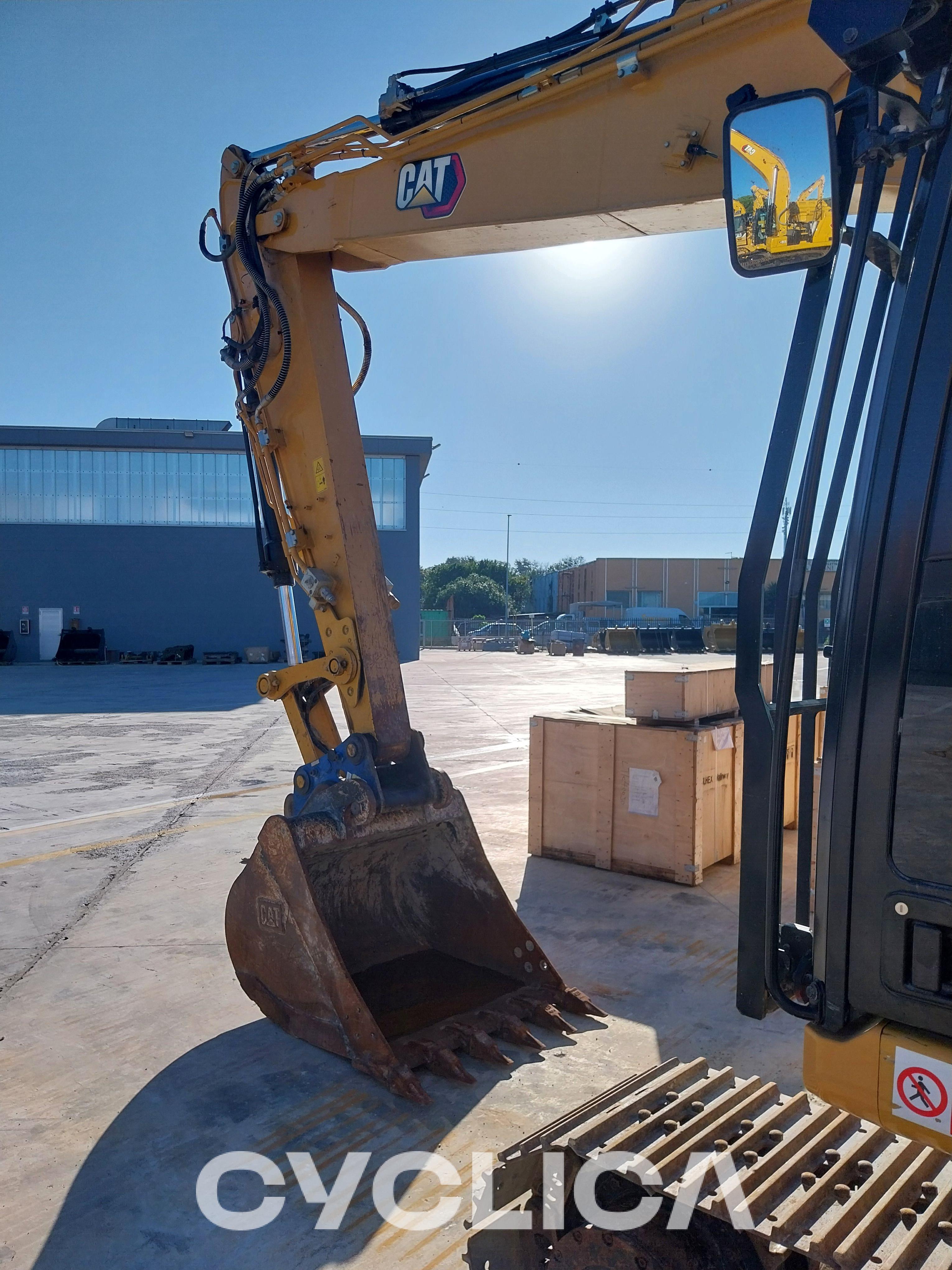 Ровокопачи-гасеничари  315 NG YDE00433 - 5