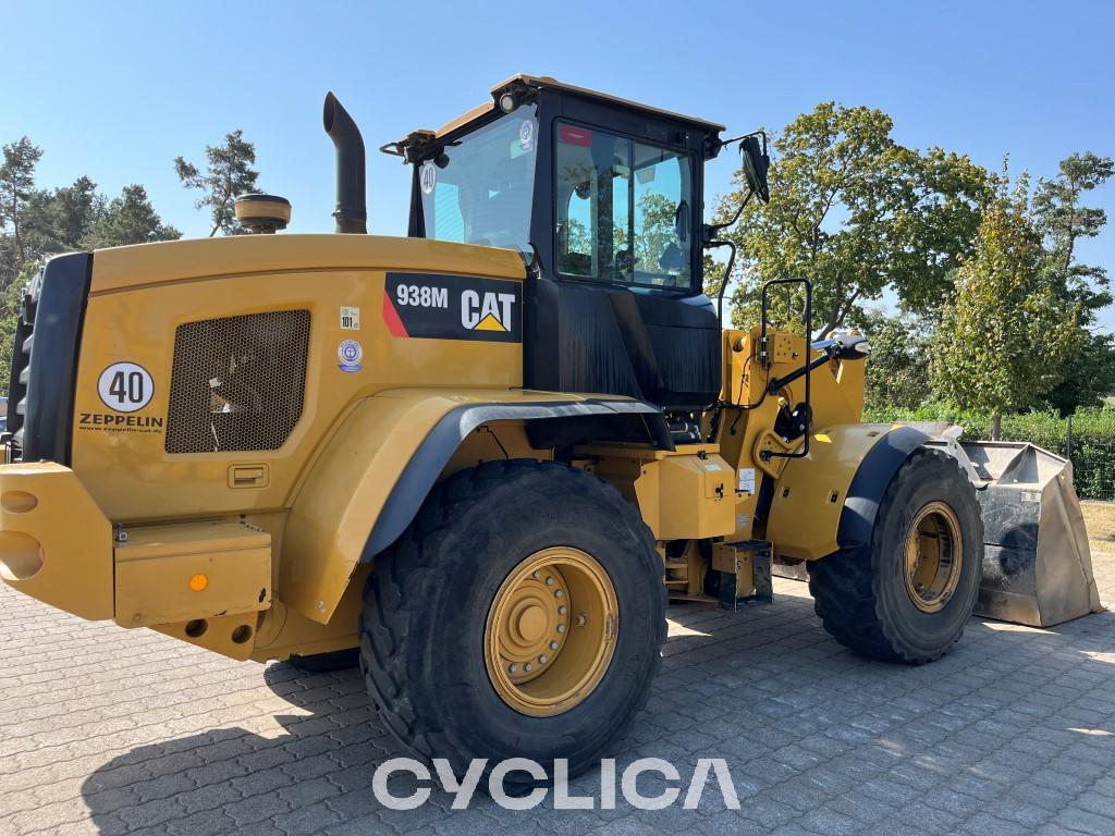 Натоварувачи на тркала  938M J3R04365 - 4