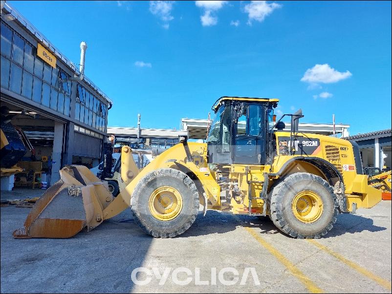 Palas cargadoras de ruedas 962M K8800298 - 1