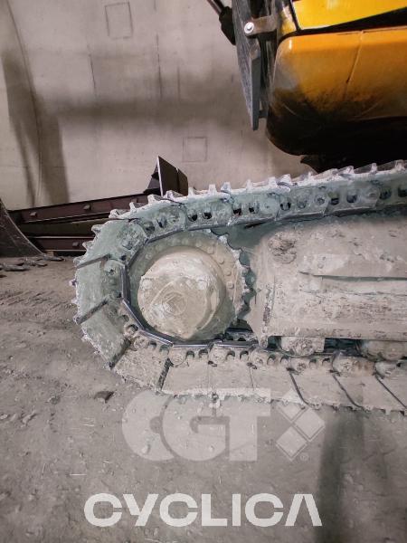 Escavadora de rastos JS235HD 81611### - 5