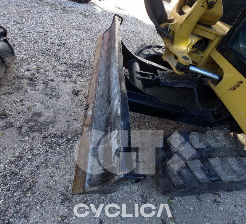 Ровокопачи-гасеничари 306 CR 6G605149 - 7