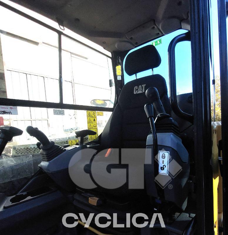 Ровокопачи-гасеничари 306 CR 6G605149 - 11