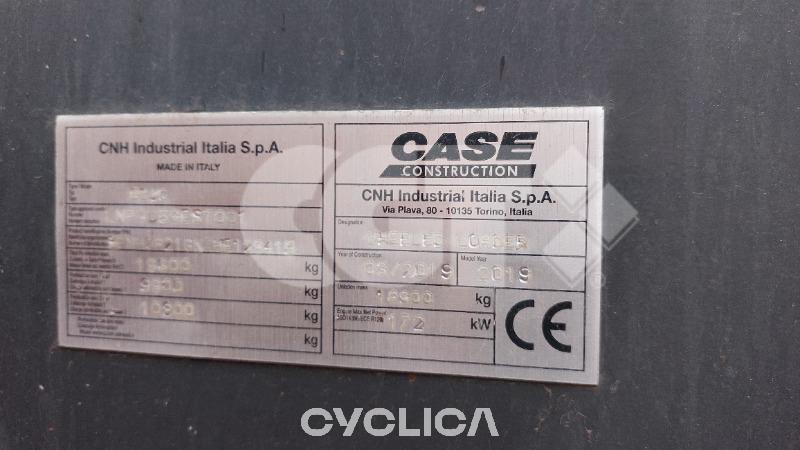 Utovarivači na točkovima  821 ZHE12### - 17