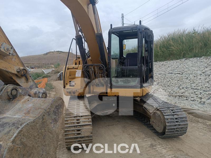 Bageri guseničari  314CCR SNY00### - 2